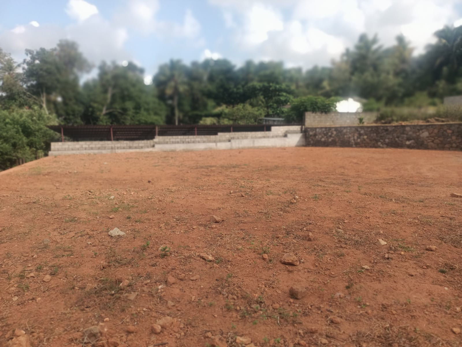 14.50 Cent Residential plot for sale in Kazhuvanthittai