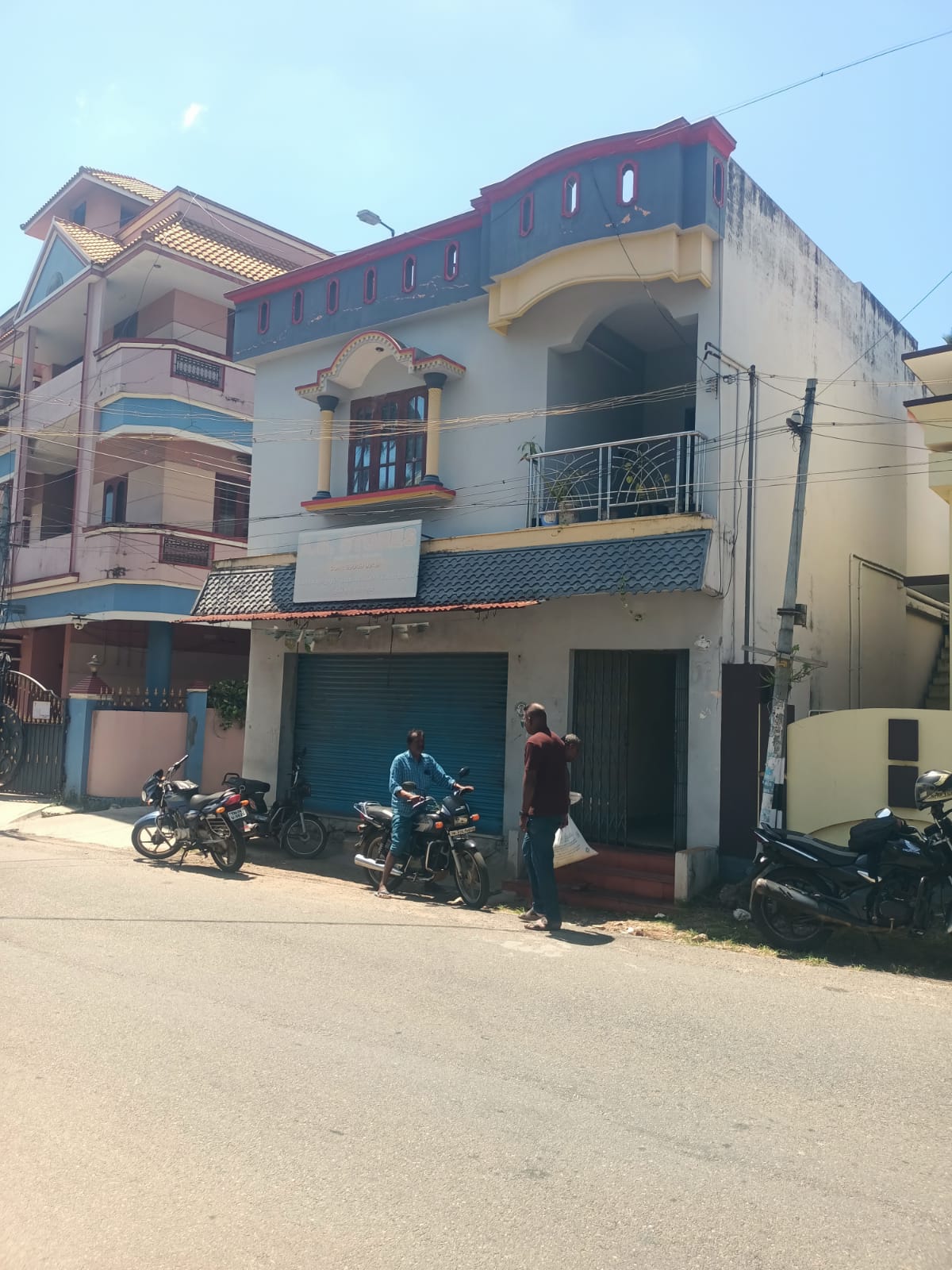 1 Shop and 2(3BHK,3 CENT)Houses  for sale In Mettukadai-Thuckalay