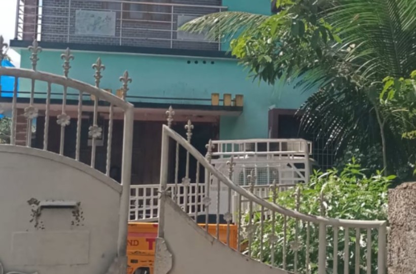 3BHK House with (25 cent,1200 sqft)land for sale in Kadayal